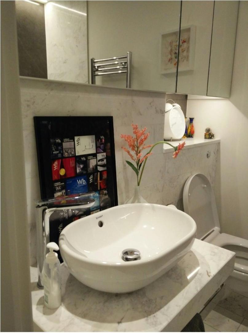 Private Room In Luxury Canary Wharf Apartment Λονδίνο Εξωτερικό φωτογραφία